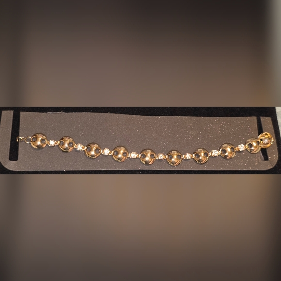 Choker - Picture 2 of 2